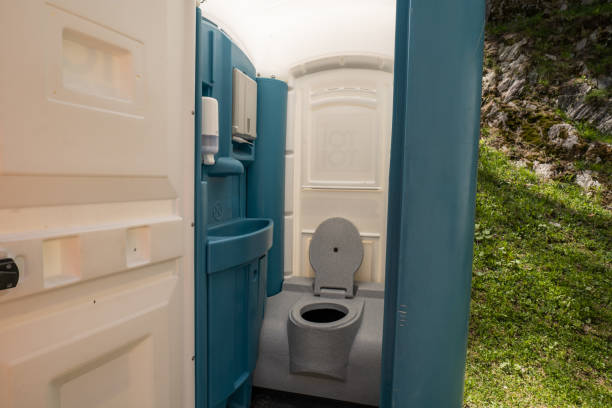 Best Construction site porta potty rental  in Centre Hall, PA